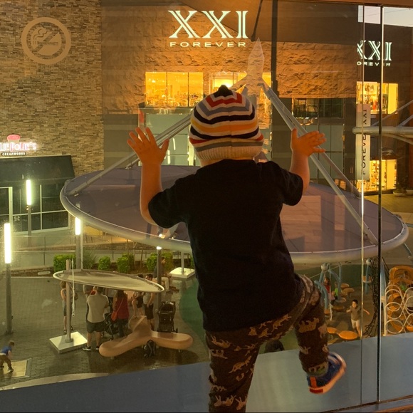 Meet your Posher, Sam - Picture 1 of 1